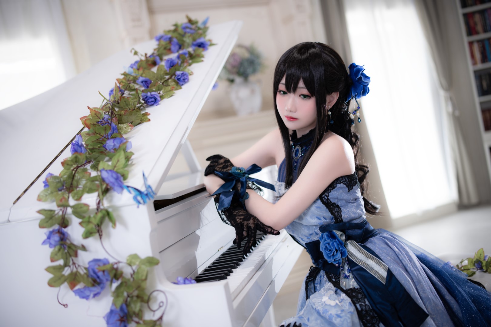 [小木曾AYA] 偶像大师 涩谷凛 礼服 [13P - 64MB][Gofile]